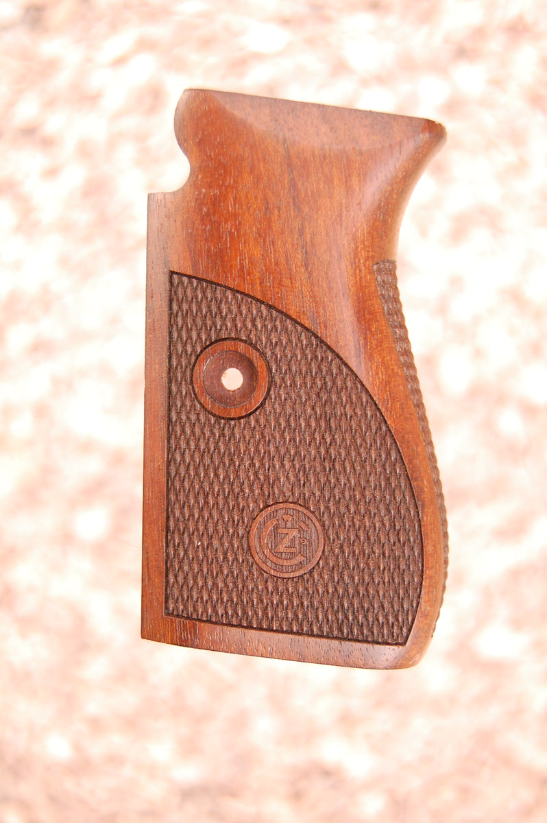 CZ 27 wood, walnut grips (checkered back)
